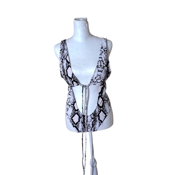 NWOT Snake Print Halter Swimswuit MULTI-WEAR TIE SZ MD - Picture 3 of 6